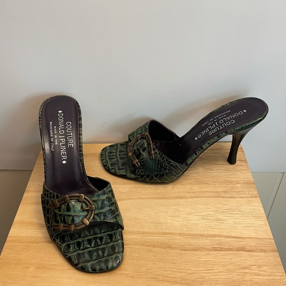 Donald J Pliner Slides Green/Black Leather Snakeskin Print 3.75” Heels Size 6.5